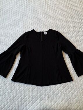 Cabi Boho Top Its A Party Ponte Long Flare Bell Sleeve Blouse Black Size Large